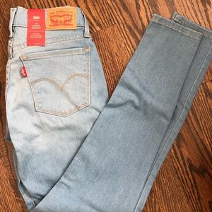 New Levi Strauss Jeans